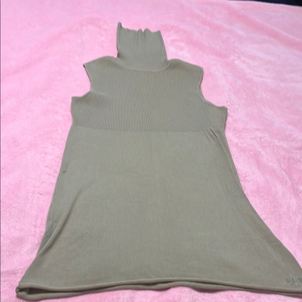 Vintage BCBG Max Azria Sleeveless Tunic Sweater